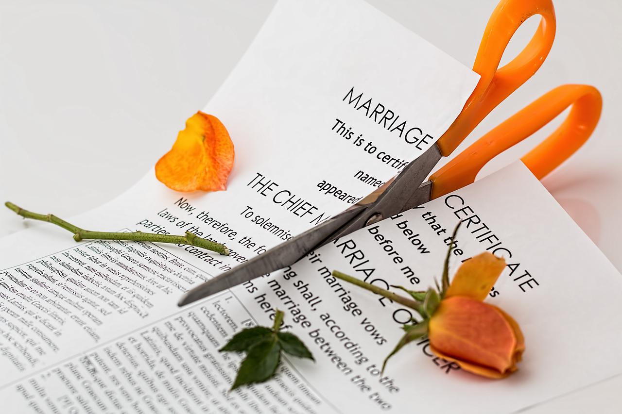 DIVÓRCIO 50+ : CASAMENTO E LONGEVIDADE